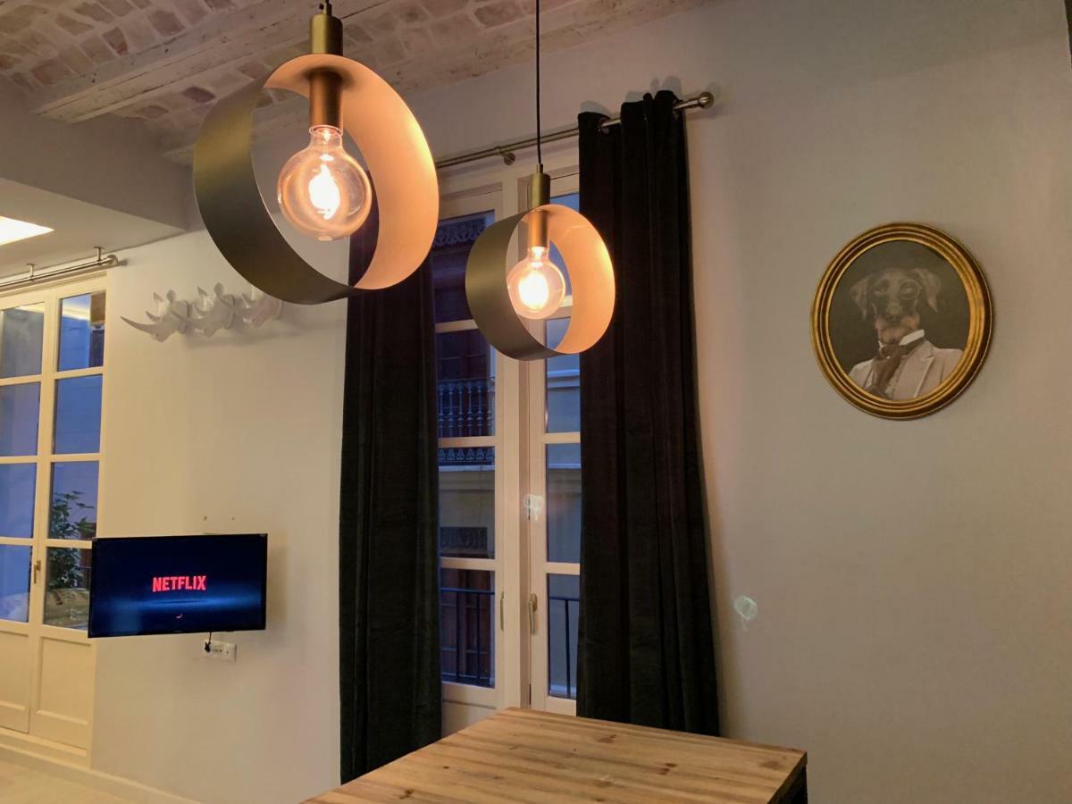 Mediterranean Flats Plaza Redonda Валенсия Екстериор снимка