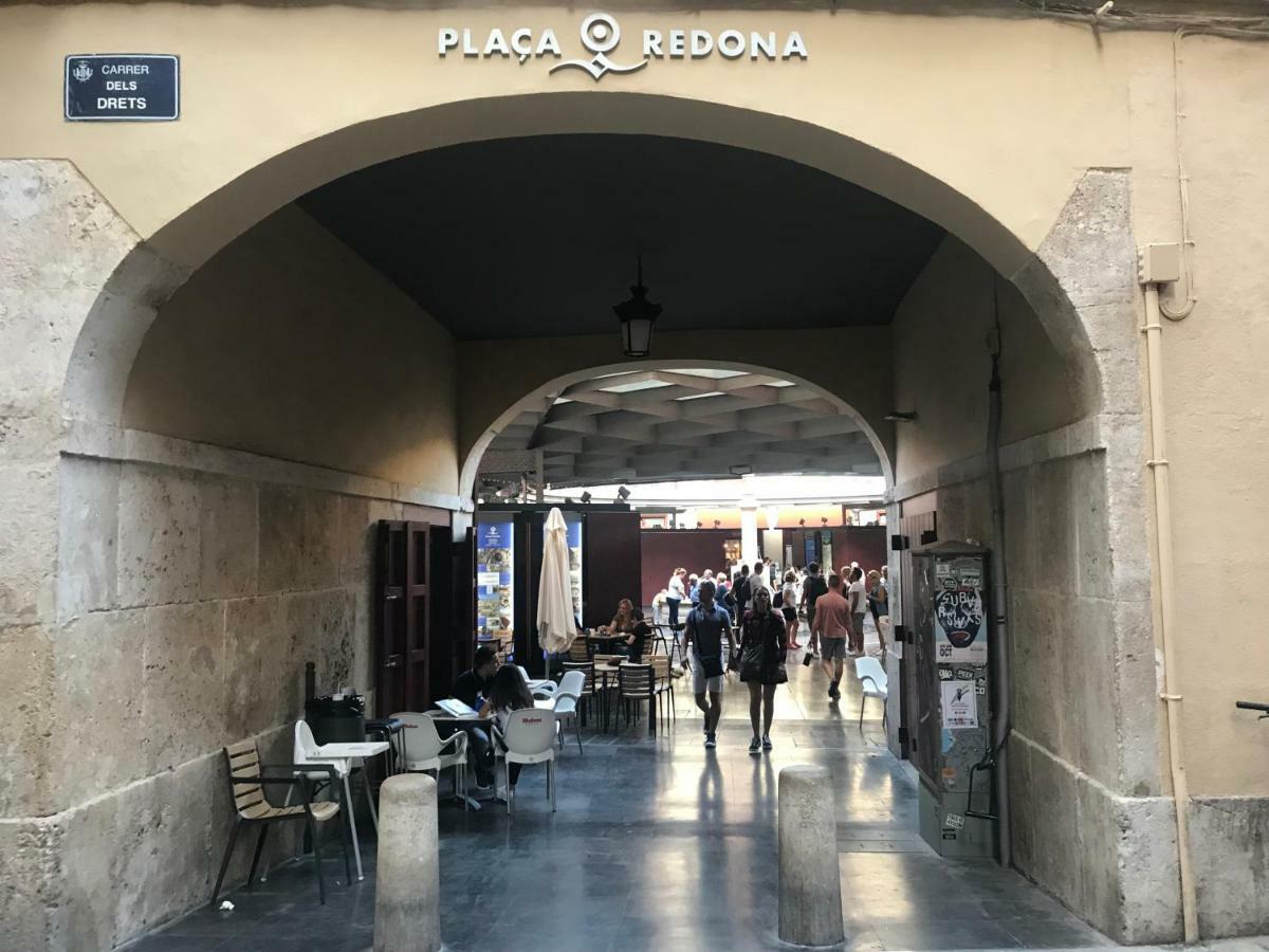 Mediterranean Flats Plaza Redonda Валенсия Екстериор снимка